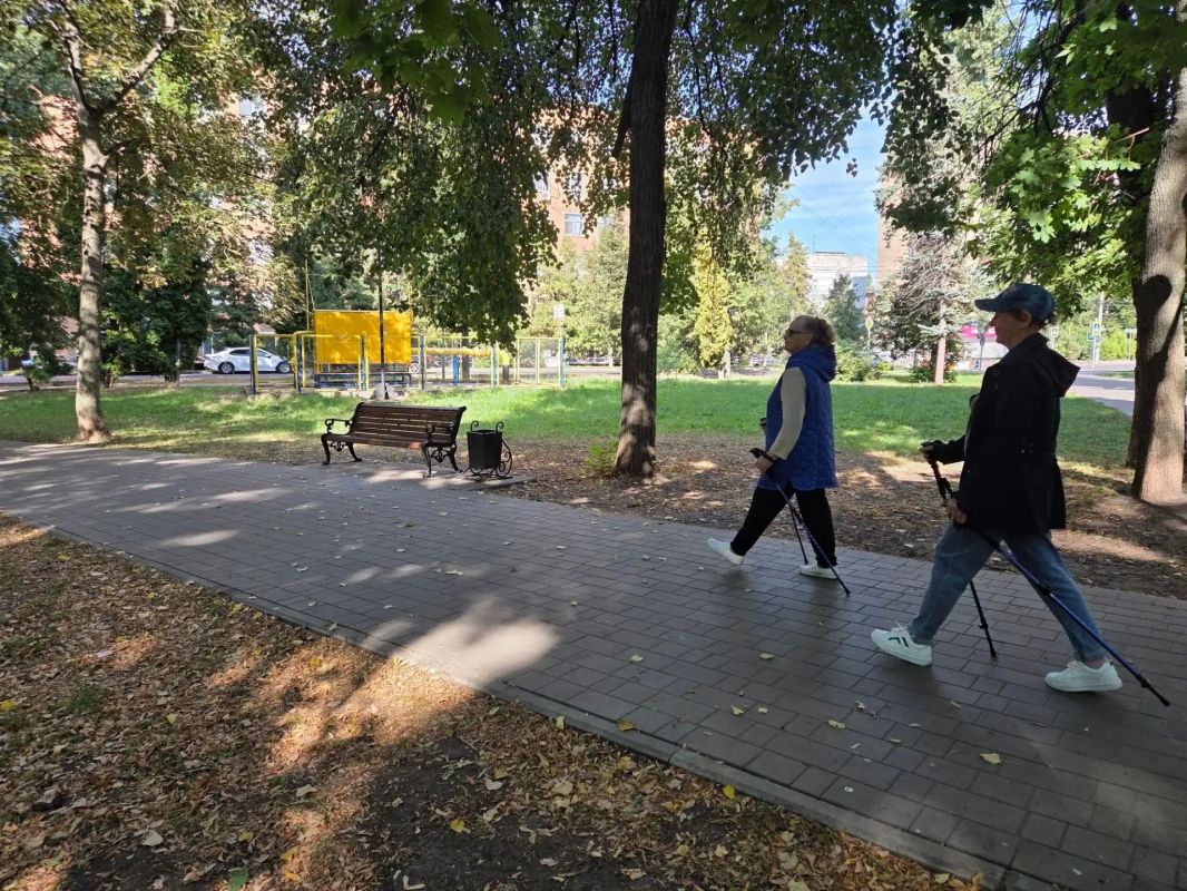 ЗДОРОВЬЕ В КАЖДОМ ШАГЕ. . Состоялась последняя тренировка проекта «Здоровье в каждом шаге»! Впереди фестиваль северной ходьбы, который начнется 3 октября в Парке пионеров в 12:00 ЗДОРОВЬЕ В КАЖДОМ ШАГЕ. . Состоялась последняя тренировка проекта «Здоровье в каждом шаге»! Впереди фестиваль северной ходьбы, который начнется 3 октября в Парке пионеров в 12:00