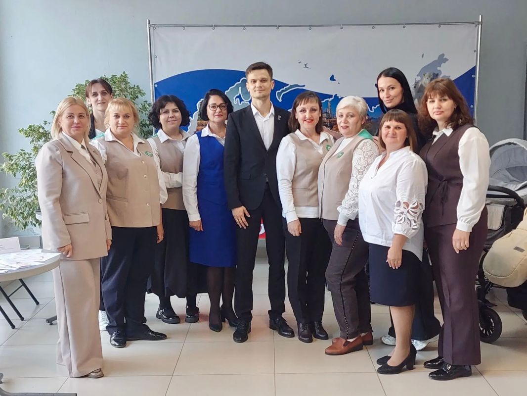В Курской области стартовал Форум многодетных семей «Большая семья — большие возможности», приуроченный ко Дню многодетной семьи В Курской области стартовал Форум многодетных семей «Большая семья — большие возможности», приуроченный ко Дню многодетной семьи
