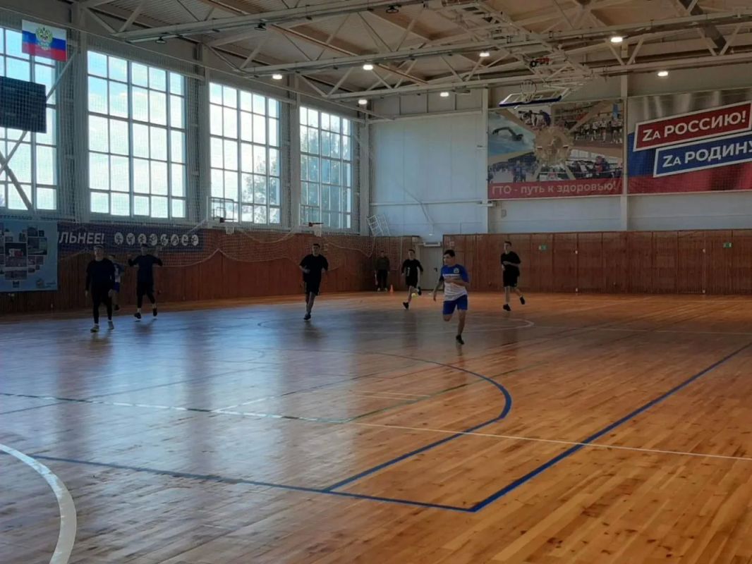 В физкультурно-оздоровительном комплексе Фатежа прошли соревнования по русской мини-лапте среди юношей школьных спортивных клубов В физкультурно-оздоровительном комплексе Фатежа прошли соревнования по русской мини-лапте среди юношей школьных спортивных клубов