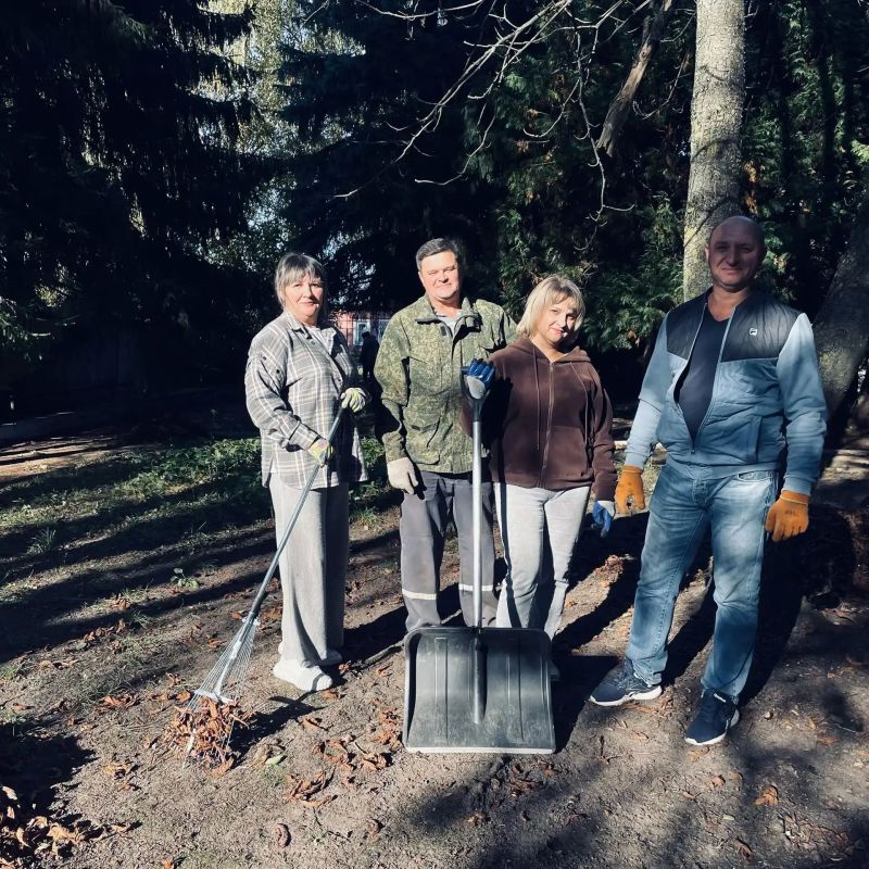 Порядок в городе начинается с малого: с нашего двора, нашей улицы, нашего дома Порядок в городе начинается с малого: с нашего двора, нашей улицы, нашего дома
