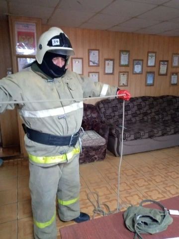 Сдача квартальных зачетов огнеборцами Рыльского и Пристенского районов проходит успешно Сдача квартальных зачетов огнеборцами Рыльского и Пристенского районов проходит успешно