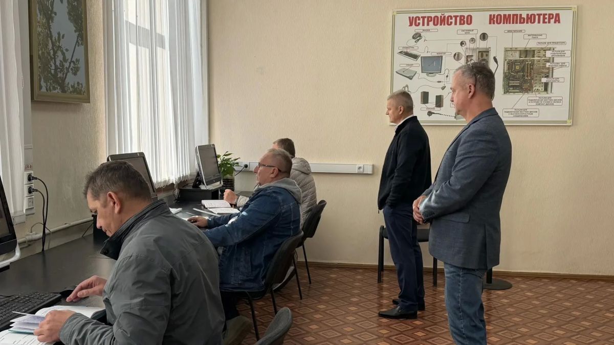 Учебно-методический центр Противопожарной службы проводит обучение Учебно-методический центр Противопожарной службы проводит обучение