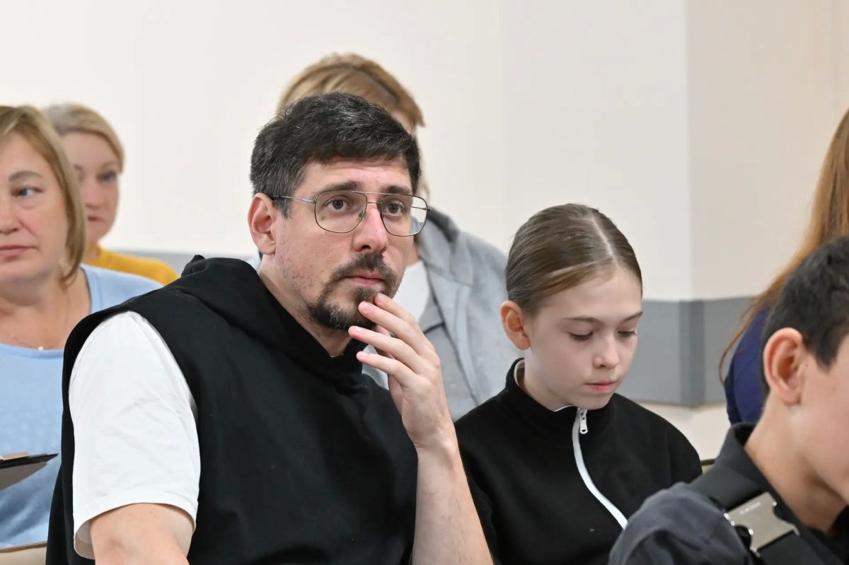 Перед какими соревнованиями спортсмены находятся в джакузи или кто из наших земляков стал первым заслуженным мастером спорта СССР? Перед какими соревнованиями спортсмены находятся в джакузи или кто из наших земляков стал первым заслуженным мастером спорта СССР?