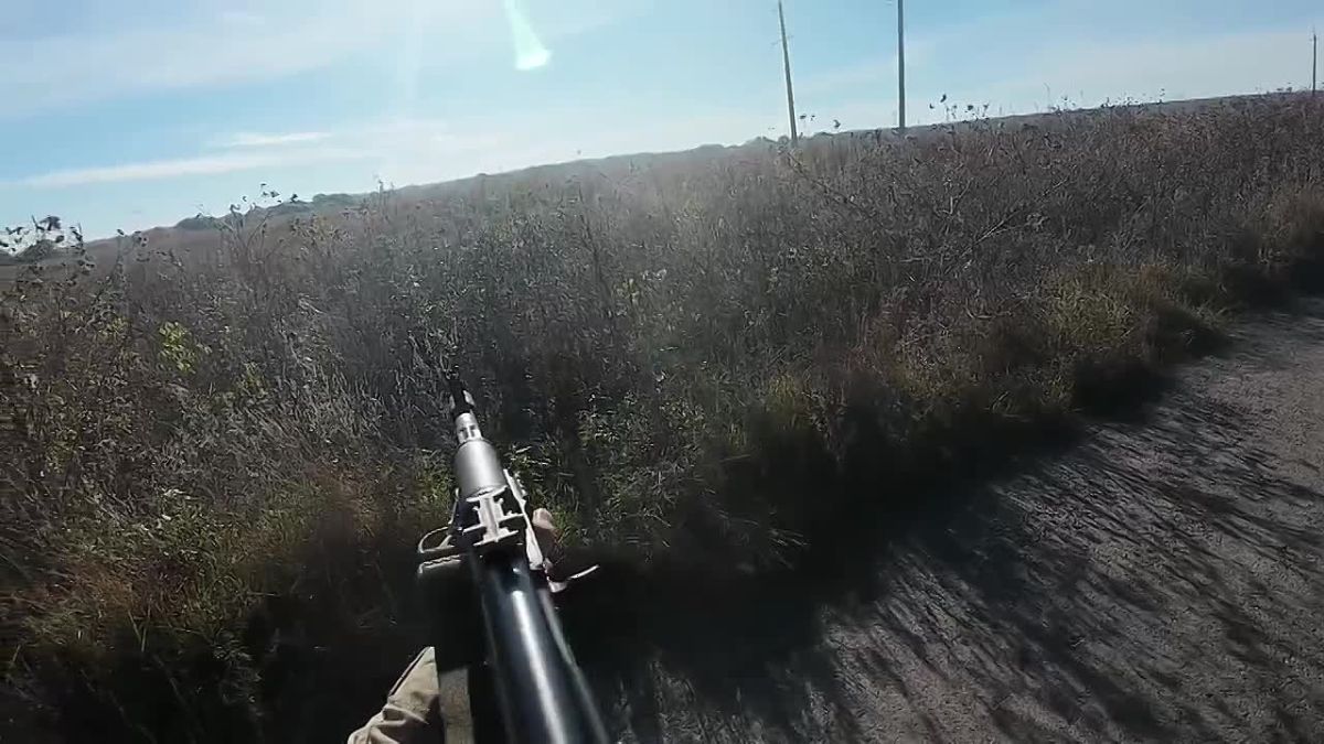 Удачный выстрел из АК-74 уничтожил FPV-дрон на расстоянии свыше полукилометра