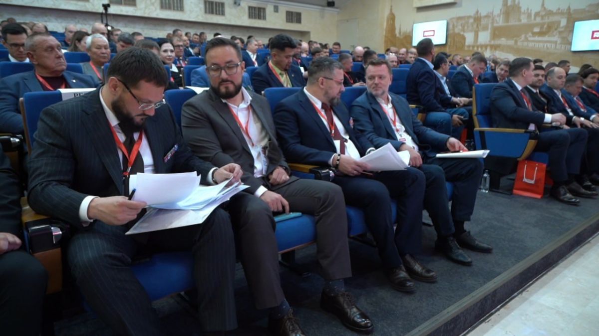 Марат Баширов: В Общественной палате прошел съезд движения «Хранители России» Марат Баширов: В Общественной палате прошел съезд движения «Хранители России»
