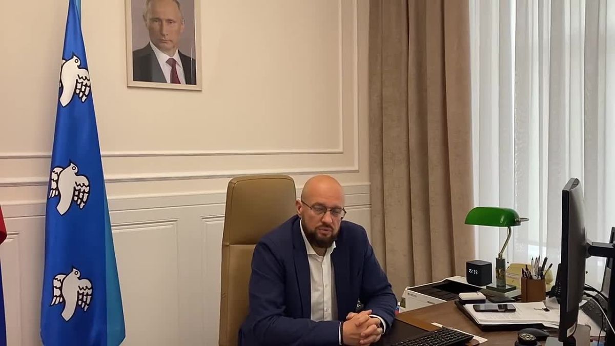 «Покажите Маслову»: мэр Курска ответил на критику из соцсетей про разрытие у Дома советов