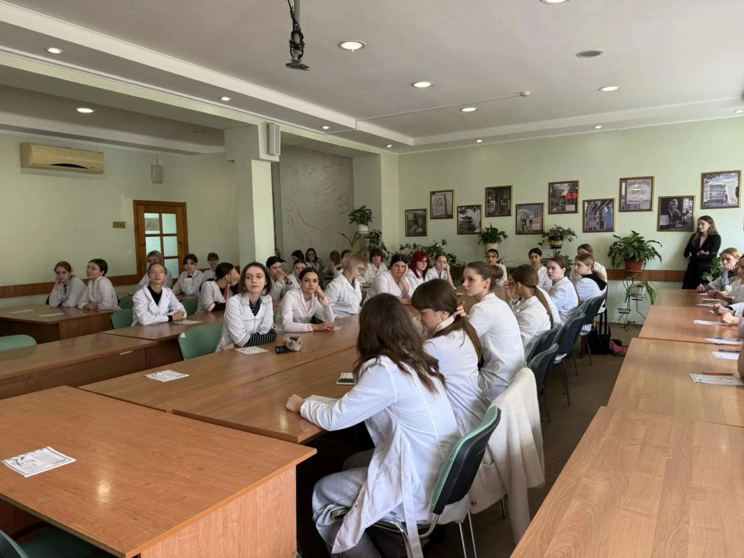 Используем рационально!. В третьем треке просветительской акции «Диктант здоровья», которая проходит в рамках коммуникационной стратегии «Санпросвет» федерального проекта «Санитарный щит страны – безопасность для здоровья... Используем рационально!. В третьем треке просветительской акции «Диктант здоровья», которая проходит в рамках коммуникационной стратегии «Санпросвет» федерального проекта «Санитарный щит страны – безопасность для здоровья...