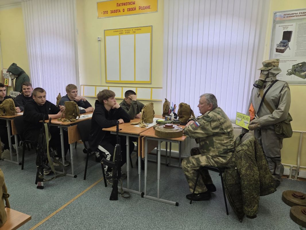 «Всегда Готов!»: старт военнопатриотических соревнований в ОБУ «Авангард»! «Всегда Готов!»: старт военнопатриотических соревнований в ОБУ «Авангард»!