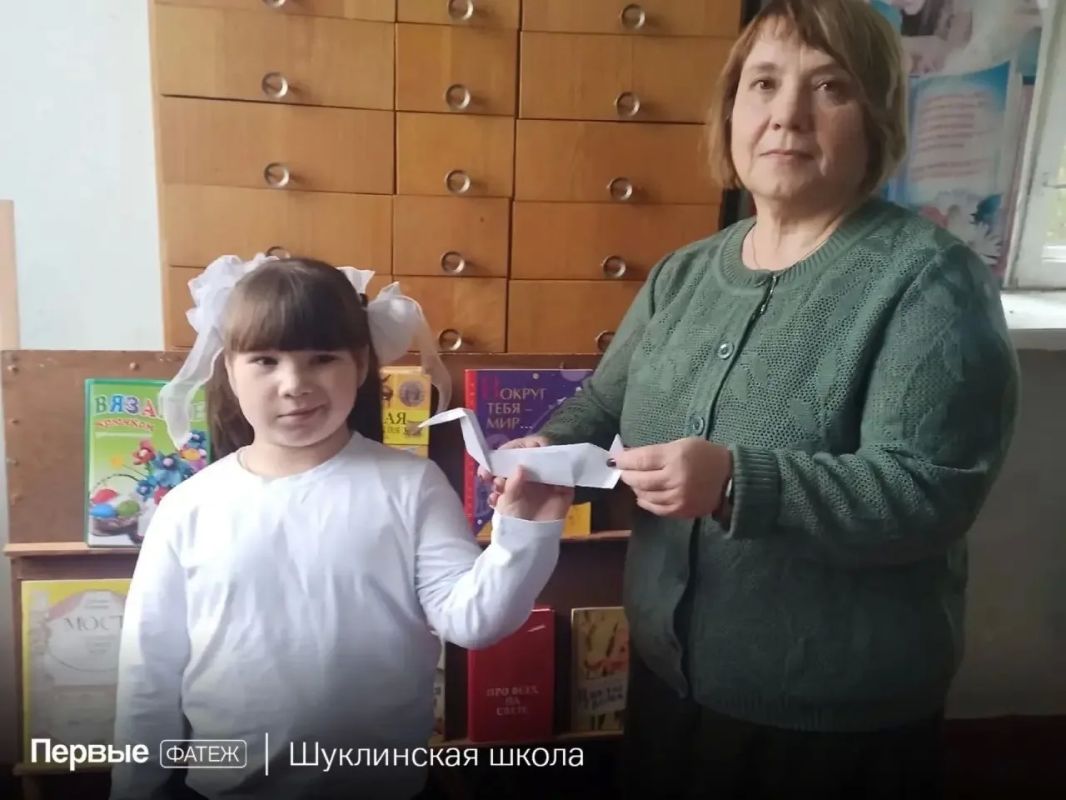 Первые присоединились к Всероссийской акции «Благодарю» и поздравили своих учителей с праздником! Первые присоединились к Всероссийской акции «Благодарю» и поздравили своих учителей с праздником!
