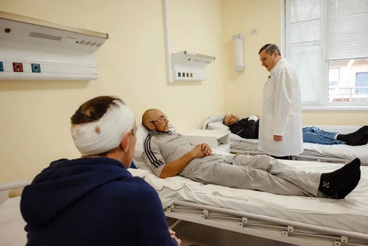 В Курске 21 человек проходит лечение после атак ВСУ В Курске 21 человек проходит лечение после атак ВСУ