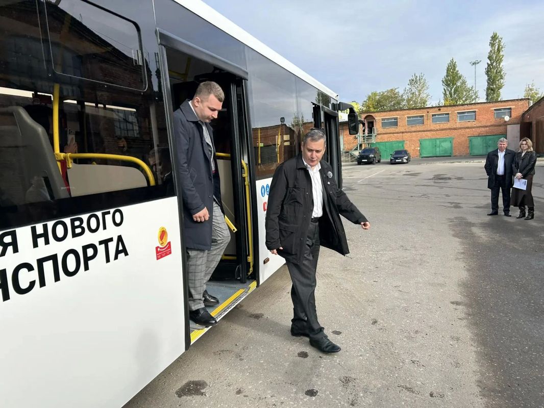 22 новых автобуса большого класса поступили в Курск 22 новых автобуса большого класса поступили в Курск
