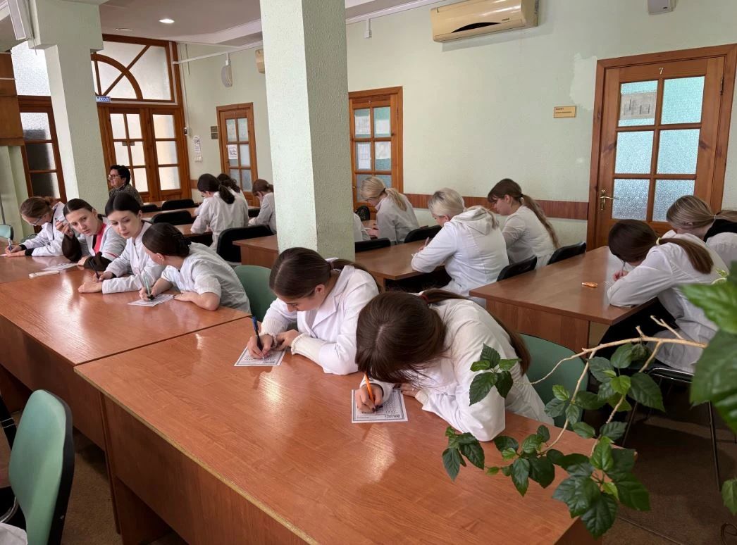 Используем рационально!. В третьем треке просветительской акции «Диктант здоровья», которая проходит в рамках коммуникационной стратегии «Санпросвет» федерального проекта «Санитарный щит страны – безопасность для здоровья... Используем рационально!. В третьем треке просветительской акции «Диктант здоровья», которая проходит в рамках коммуникационной стратегии «Санпросвет» федерального проекта «Санитарный щит страны – безопасность для здоровья...