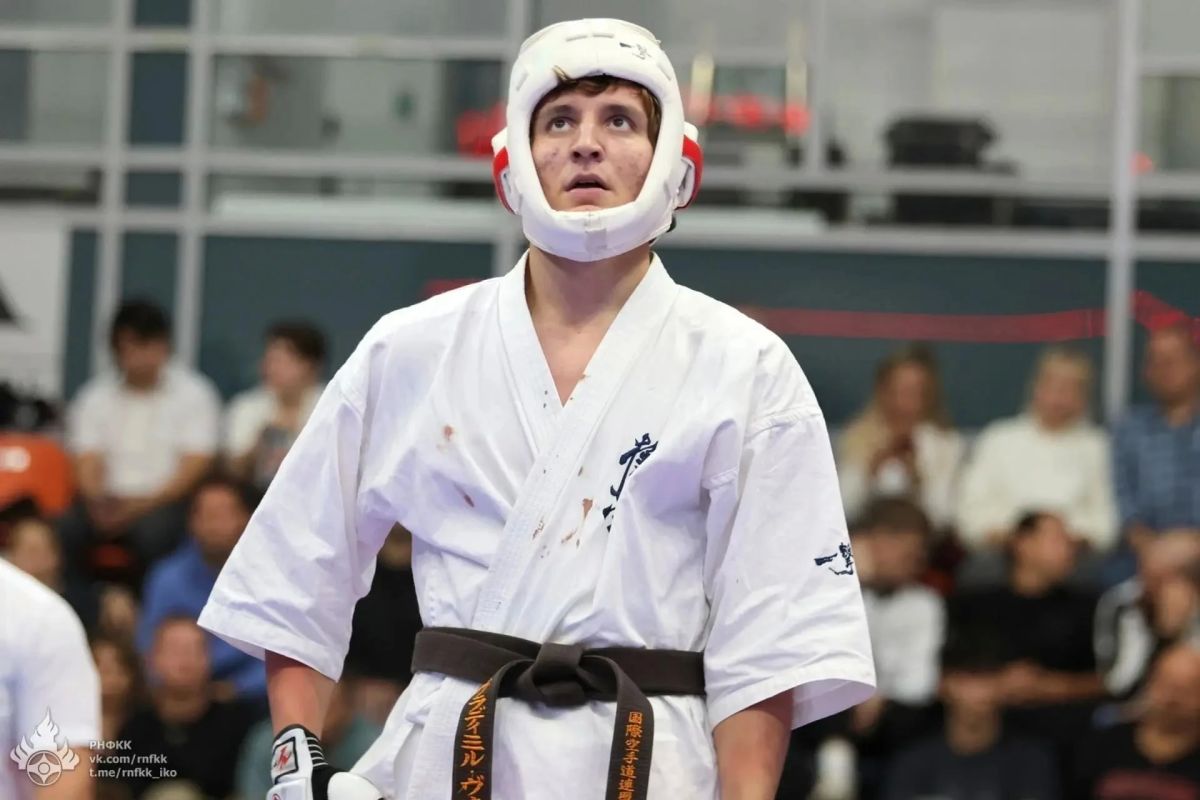 Курянин стал серебряным призёром чемпионата России по киокусинкай Курянин стал серебряным призёром чемпионата России по киокусинкай