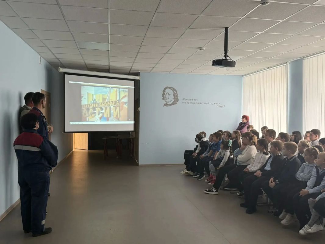 Совместный урок по культуре безопасности в Брусовской школе Поныровского района Совместный урок по культуре безопасности в Брусовской школе Поныровского района