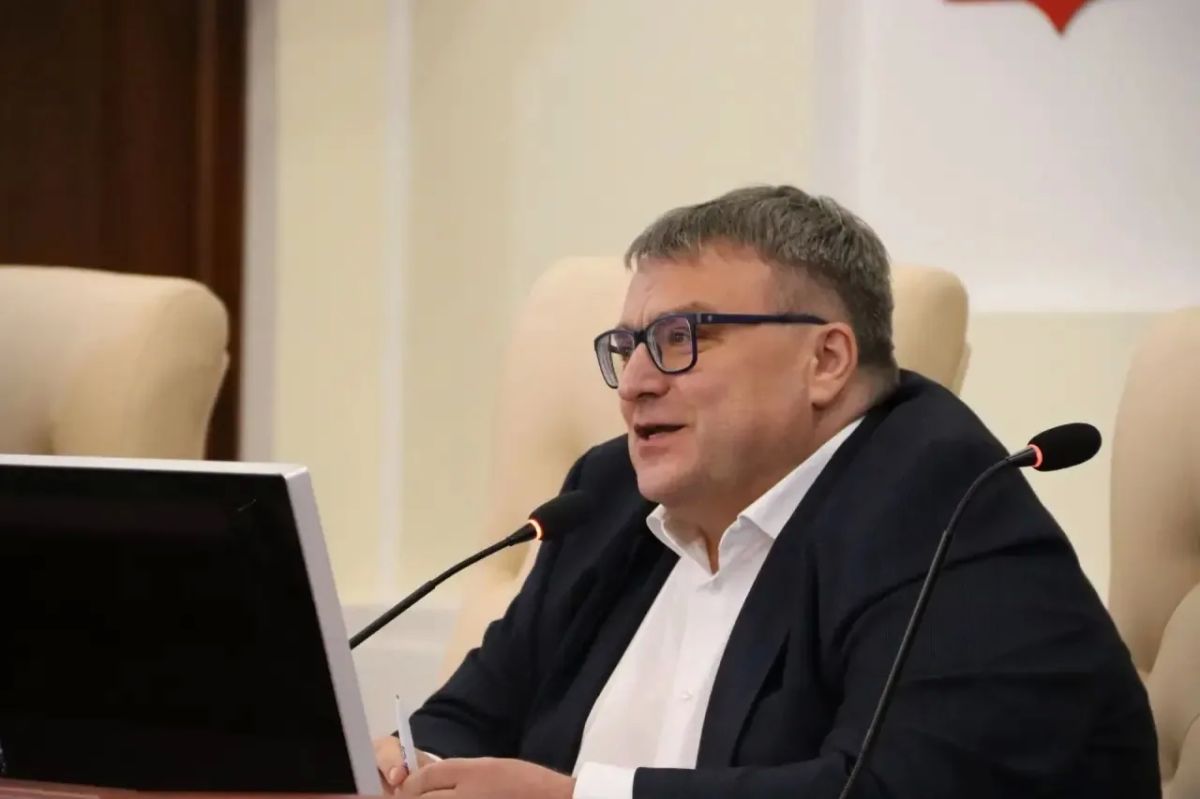 Единоросс Николай Жеребилов избран председателем Курской областной Думы Единоросс Николай Жеребилов избран председателем Курской областной Думы