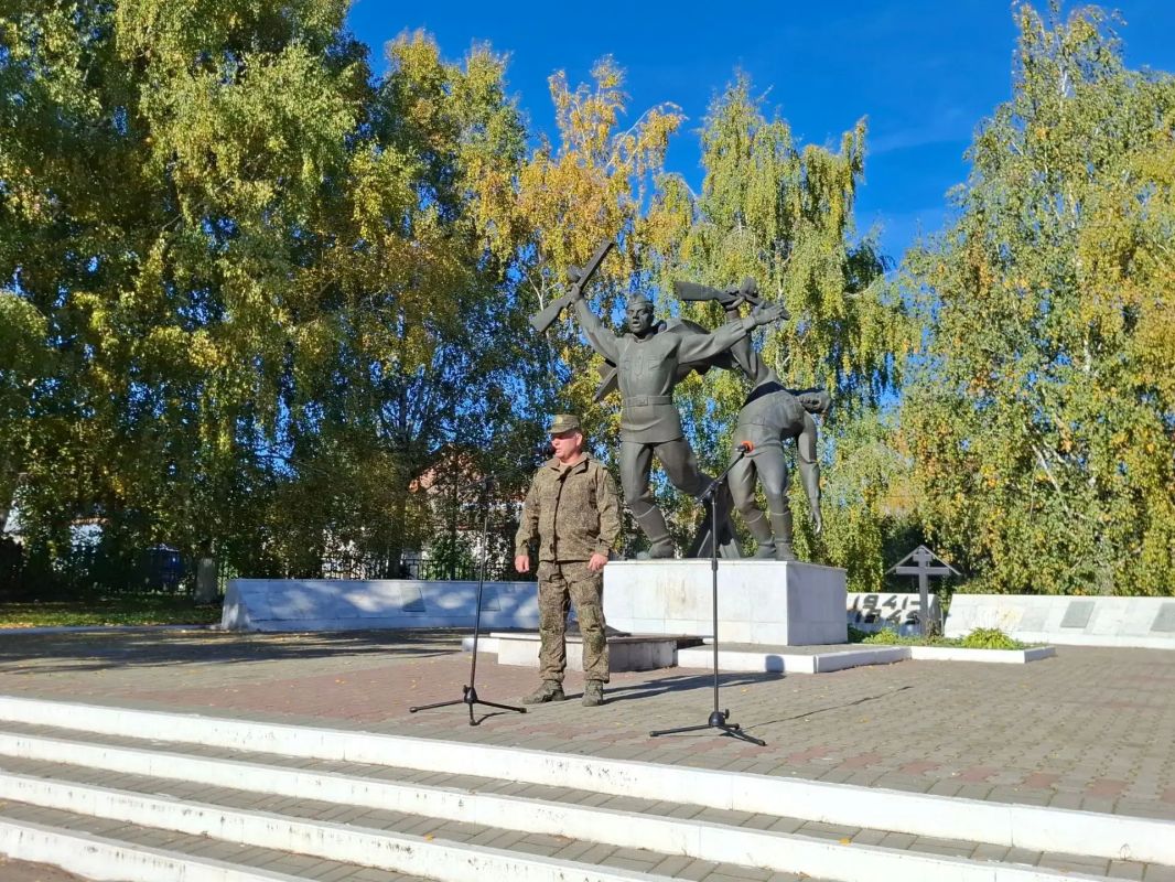 Сегодня в нашем городе прошёл традиционный День призывника! Сегодня в нашем городе прошёл традиционный День призывника!