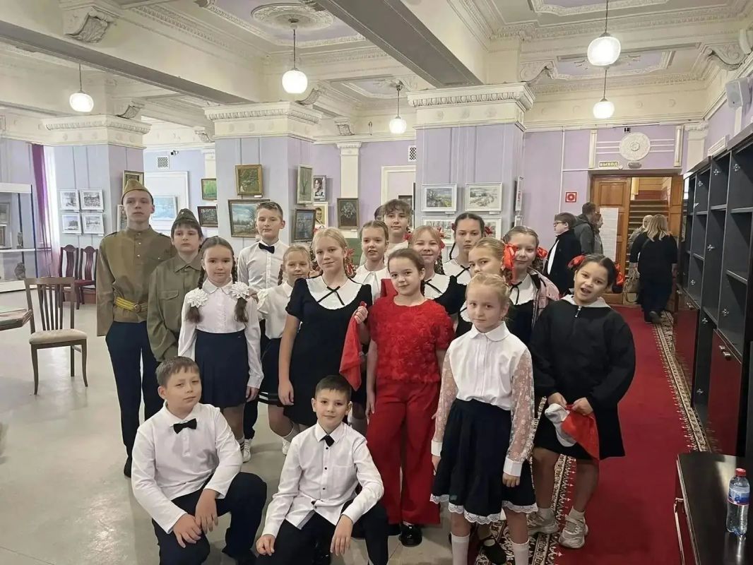 Юные куряне отличились на конкурсе «Наследники великой страны» Юные куряне отличились на конкурсе «Наследники великой страны»