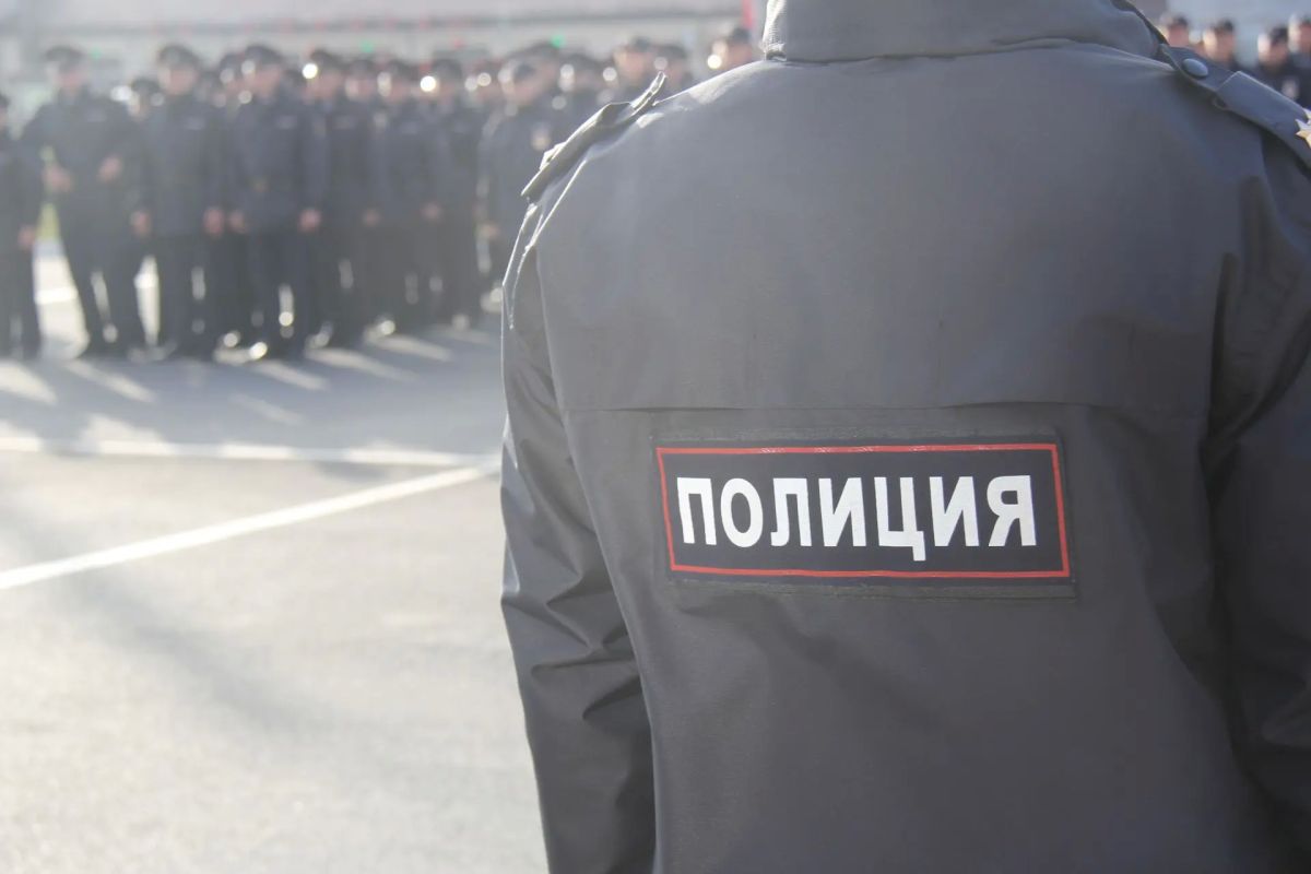 В рамках 2 этапа Общероссийской акции «Сообщи, где торгуют смертью!» полицейские изъяли почти 2,5 килограмма наркотиков