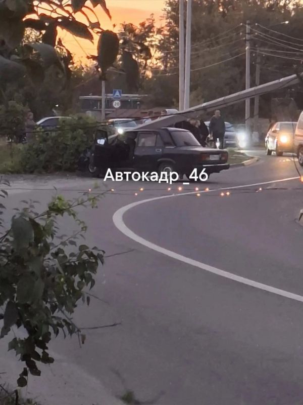 В Курске часть Энергетиков остается без света из-за ДТП