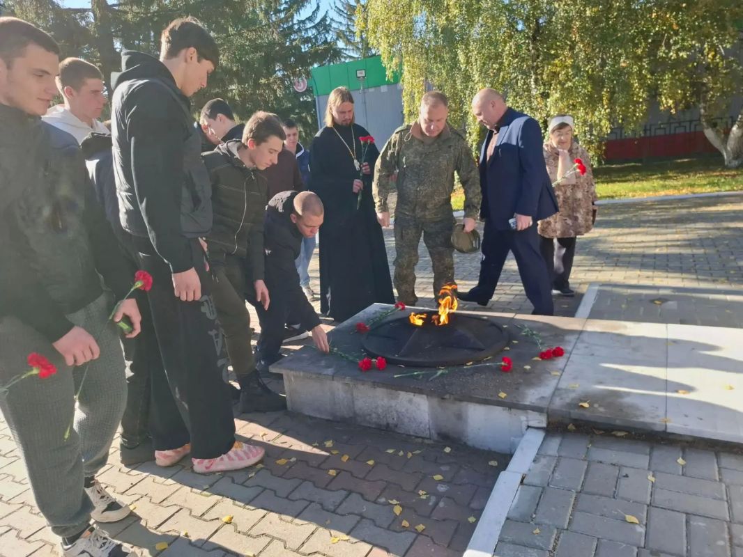 Сегодня в нашем городе прошёл традиционный День призывника! Сегодня в нашем городе прошёл традиционный День призывника!