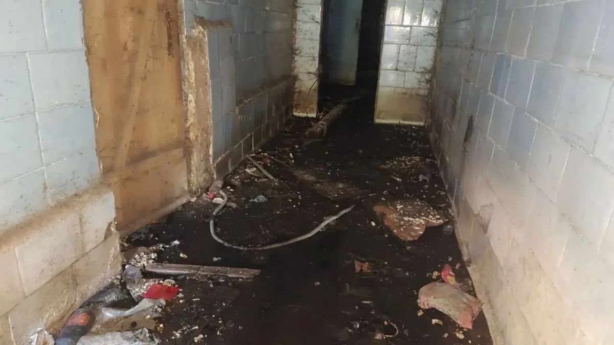 От отписок — к делу: в доме на улице Гагарина ликвидировали подтопление подвала От отписок — к делу: в доме на улице Гагарина ликвидировали подтопление подвала