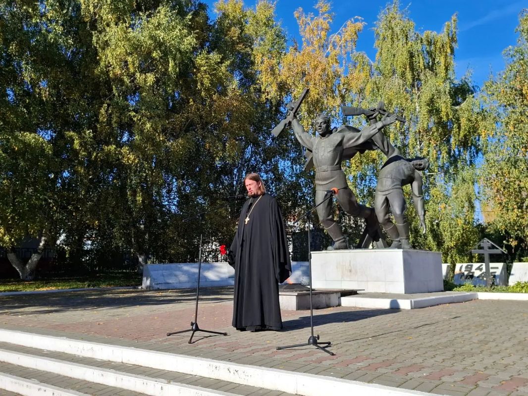 Сегодня в нашем городе прошёл традиционный День призывника! Сегодня в нашем городе прошёл традиционный День призывника!