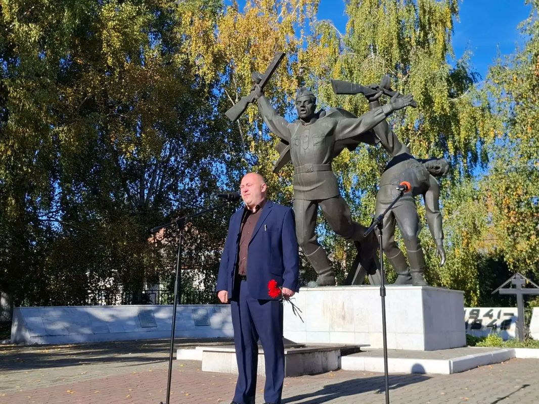 Сегодня в нашем городе прошёл традиционный День призывника! Сегодня в нашем городе прошёл традиционный День призывника!