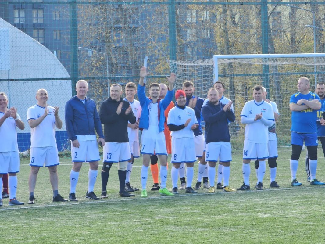 На стадионе «Олимп» в Курске прошёл товарищеский футбольный турнир, приуроченный к Единому дню голосования На стадионе «Олимп» в Курске прошёл товарищеский футбольный турнир, приуроченный к Единому дню голосования