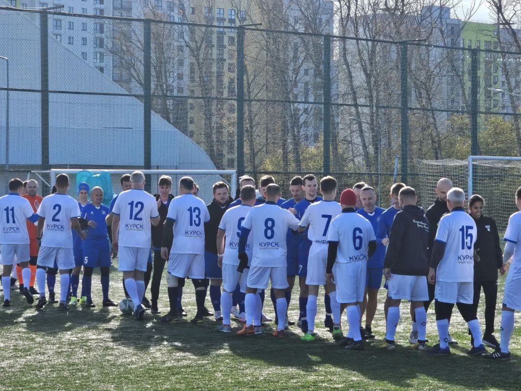 На стадионе «Олимп» в Курске прошёл товарищеский футбольный турнир, приуроченный к Единому дню голосования На стадионе «Олимп» в Курске прошёл товарищеский футбольный турнир, приуроченный к Единому дню голосования