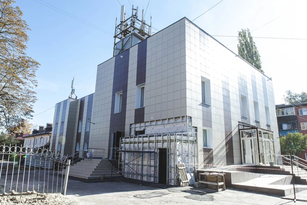 Центр народного творчества «Русь» совсем скоро предстанет перед курянами обновлённым Центр народного творчества «Русь» совсем скоро предстанет перед курянами обновлённым