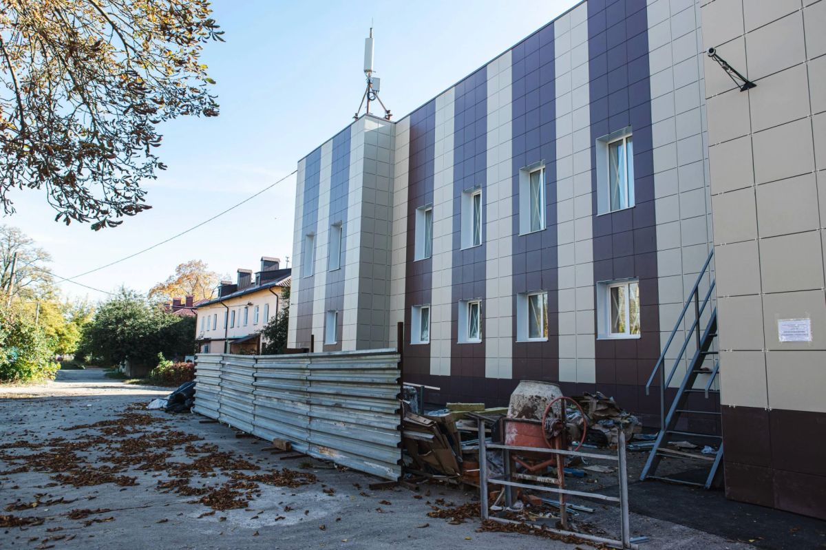 В Курске завершается капитальный ремонт фасада Центра народного творчества «Русь» В Курске завершается капитальный ремонт фасада Центра народного творчества «Русь»
