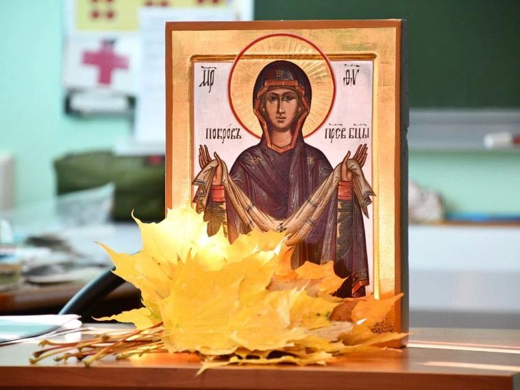 Школа №4 наполнилась особой атмосферой тепла, творчества и единения! Школа №4 наполнилась особой атмосферой тепла, творчества и единения!