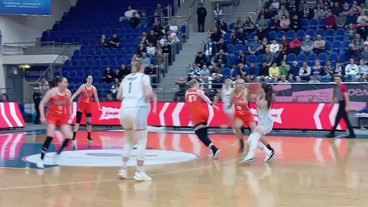 Курское «Динамо» разгромило БК «Самара» со счетом 90:47