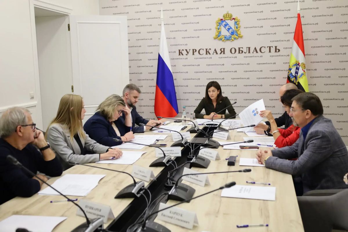 В Курской области обсудили предложения о новых региональных наградах В Курской области обсудили предложения о новых региональных наградах