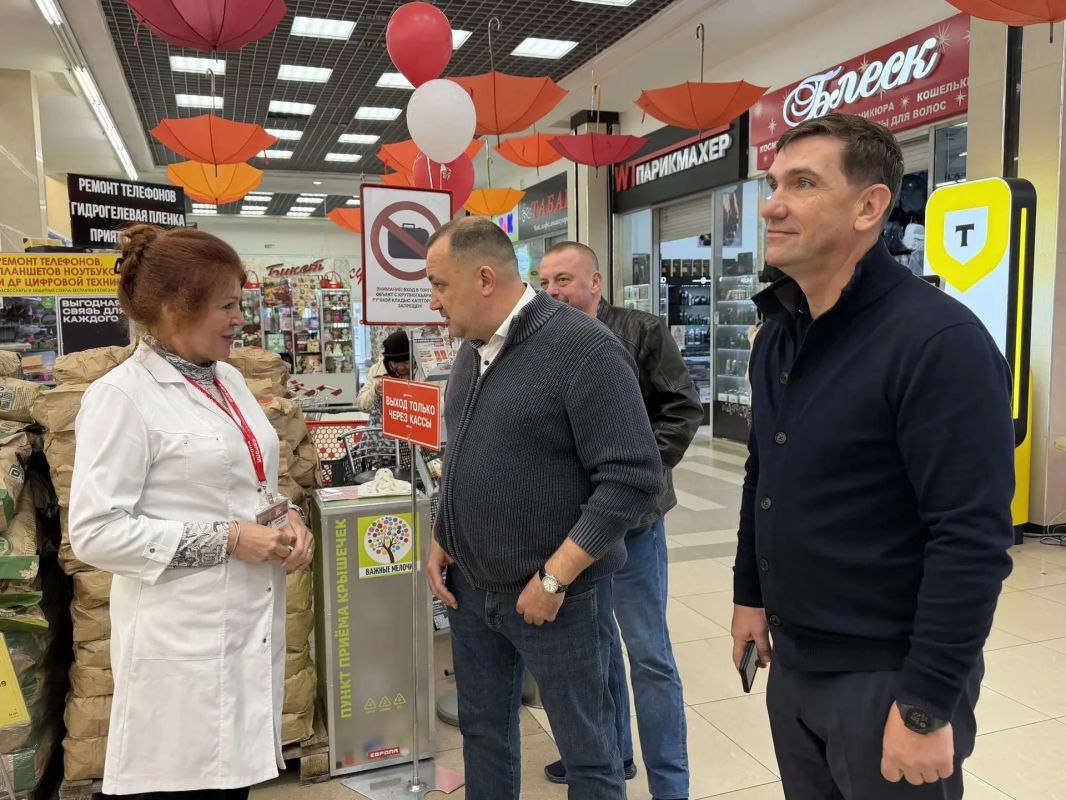 В Курске состоялся совместный выезд представителей комитета экономического развития и предпринимательства, управления муниципального контроля и администрации Центрального округа В Курске состоялся совместный выезд представителей комитета экономического развития и предпринимательства, управления муниципального контроля и администрации Центрального округа