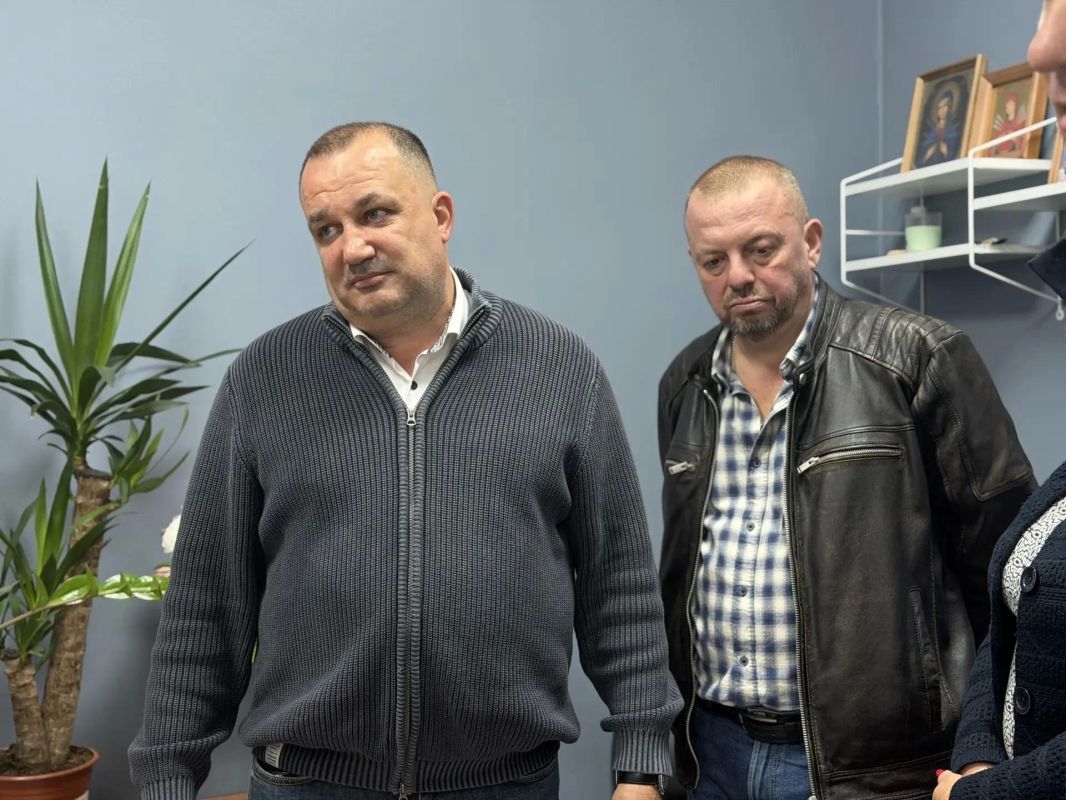 В Курске состоялся совместный выезд представителей комитета экономического развития и предпринимательства, управления муниципального контроля и администрации Центрального округа В Курске состоялся совместный выезд представителей комитета экономического развития и предпринимательства, управления муниципального контроля и администрации Центрального округа