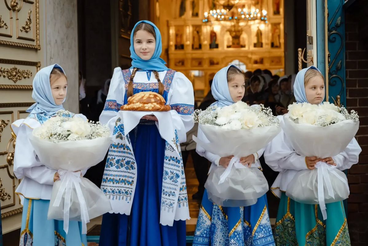Под Курском открыли «Дом Добра» с трапезной и воскресной школой Под Курском открыли «Дом Добра» с трапезной и воскресной школой