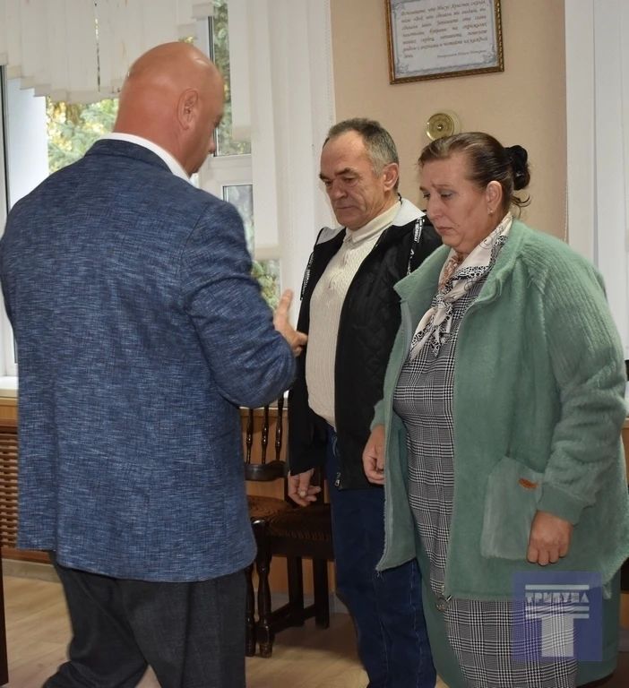 Сегодня в администрации Конышевского района состоялась церемония вручения ордена Мужества семье нашего земляка, погибшего в ходе специальной военной операции Сегодня в администрации Конышевского района состоялась церемония вручения ордена Мужества семье нашего земляка, погибшего в ходе специальной военной операции