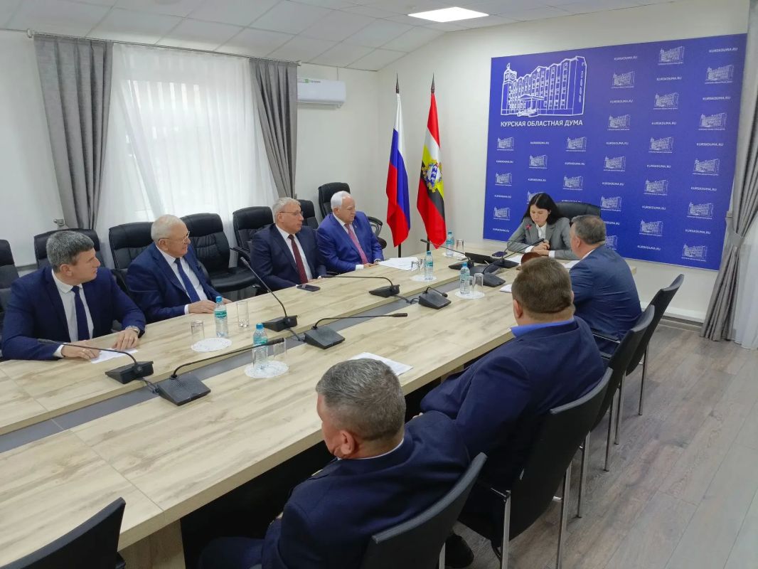 В Курской областной Думе стартовало второе заседание восьмого созыва В Курской областной Думе стартовало второе заседание восьмого созыва