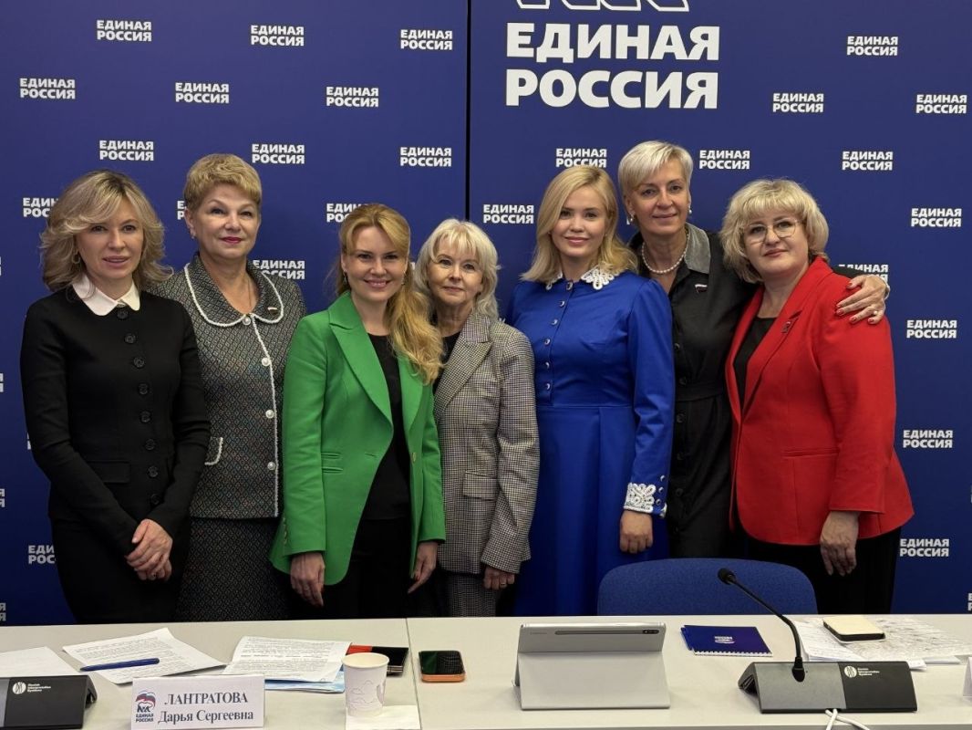 Екатерина Харченко: 3 сезон проекта «Мои наставники» объединил больше 10 тысяч человек из 65 регионов России Екатерина Харченко: 3 сезон проекта «Мои наставники» объединил больше 10 тысяч человек из 65 регионов России