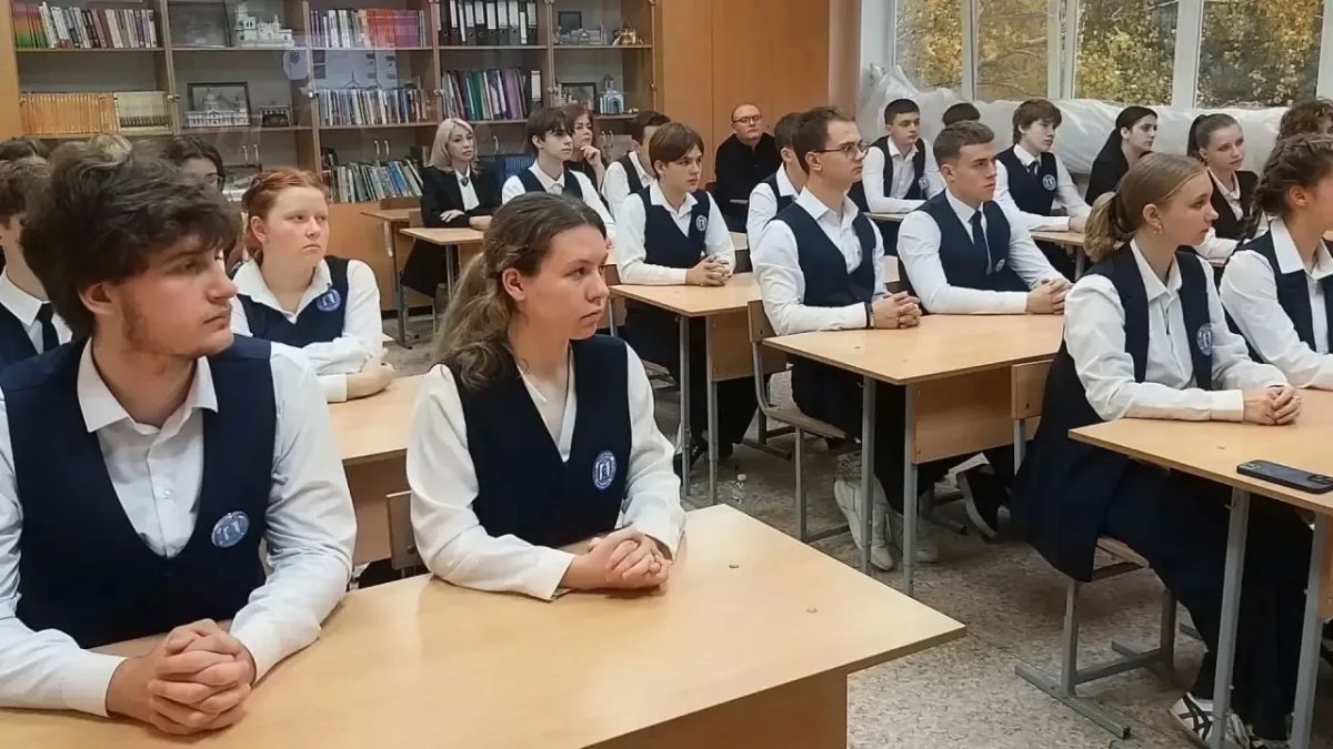 Курским школьникам рассказали о развитии энергетической отрасли региона Курским школьникам рассказали о развитии энергетической отрасли региона