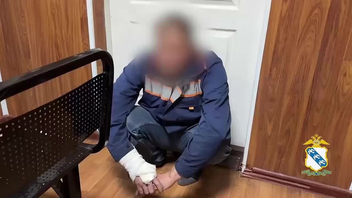 В Курской области пьяный водитель свернул в поле, пытаясь скрыться от ДПС