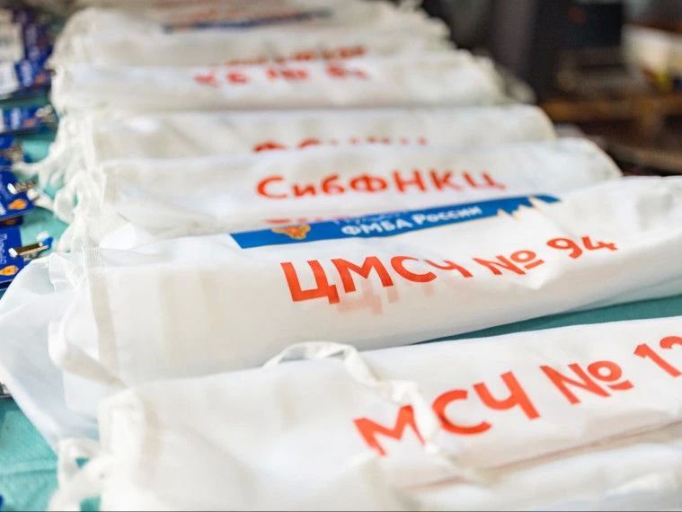Сотрудники отделения скорой медицинской помощи ФГБУЗ МСЧ № 125 ФМБА России Димитрий Селимашвили и Александр Соснов завоевали 2 место в номинации «Лучшая врачебная бригада» на конкурсе профессионального мастерства «Пульс ФМБА... Сотрудники отделения скорой медицинской помощи ФГБУЗ МСЧ № 125 ФМБА России Димитрий Селимашвили и Александр Соснов завоевали 2 место в номинации «Лучшая врачебная бригада» на конкурсе профессионального мастерства «Пульс ФМБА...