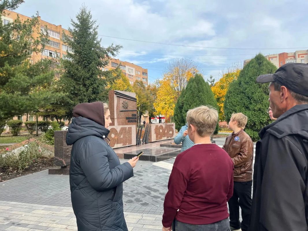 16 октября в преддверии Дня отца краеведческий музей провел квест «Наследники Великой Победы» 16 октября в преддверии Дня отца краеведческий музей провел квест «Наследники Великой Победы»