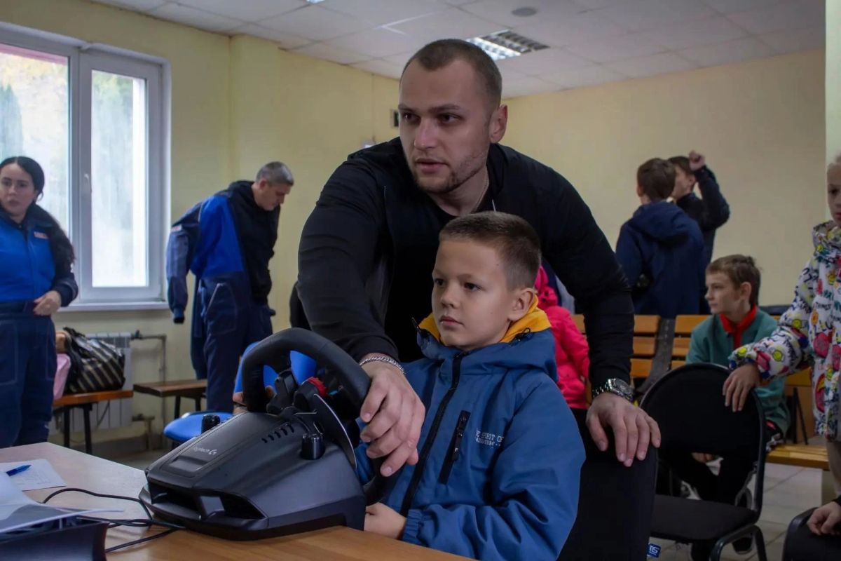 В Курске прошёл семейный фестиваль по фиджитал-гонкам В Курске прошёл семейный фестиваль по фиджитал-гонкам