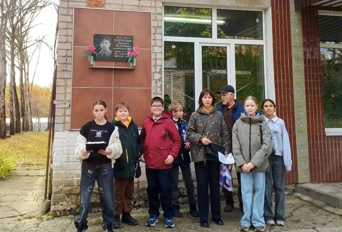 16 октября в преддверии Дня отца краеведческий музей провел квест «Наследники Великой Победы» 16 октября в преддверии Дня отца краеведческий музей провел квест «Наследники Великой Победы»