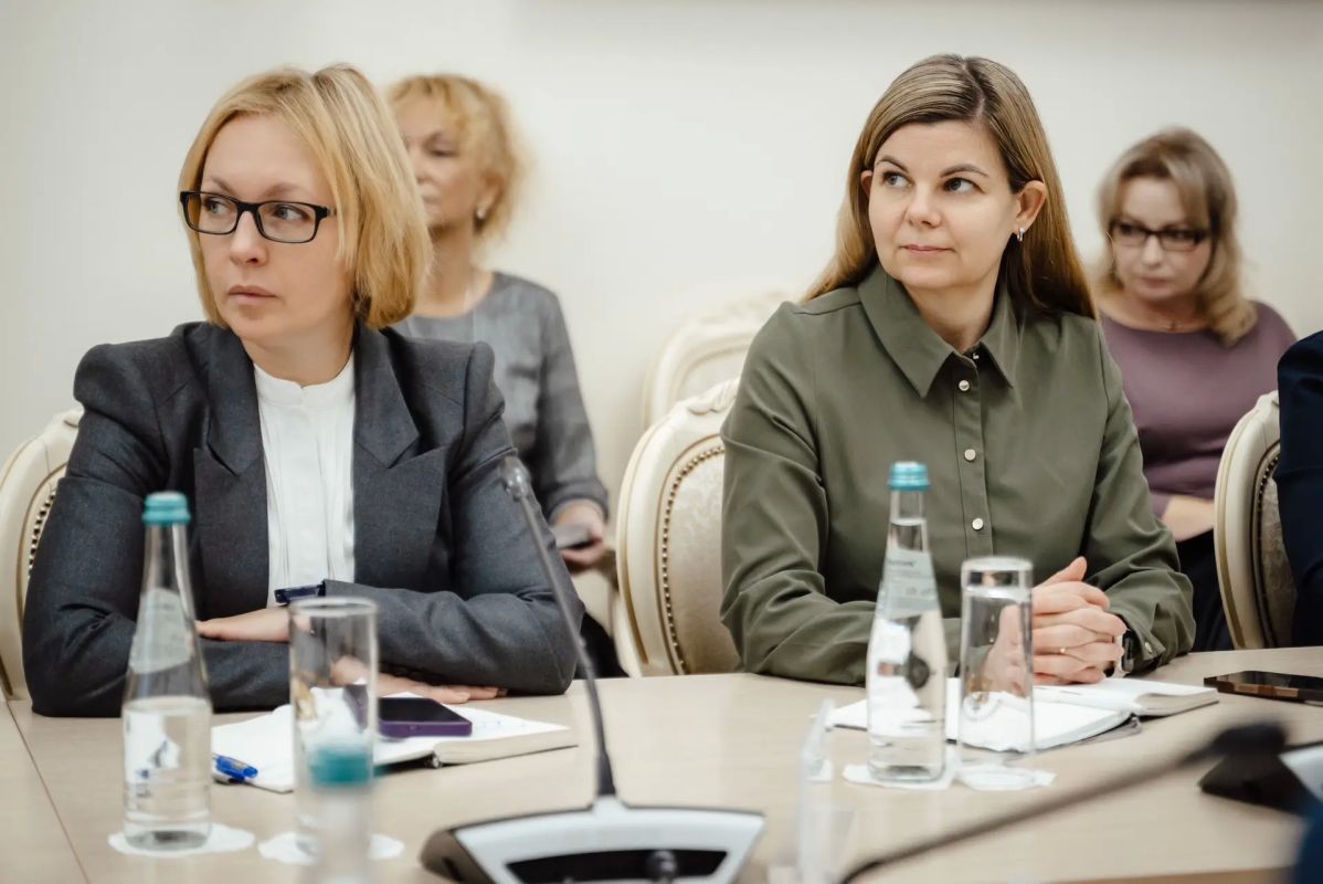 Александр Хинштейн: Провёл заседание Правительства Курской области — как всегда, в открытом формате Александр Хинштейн: Провёл заседание Правительства Курской области — как всегда, в открытом формате