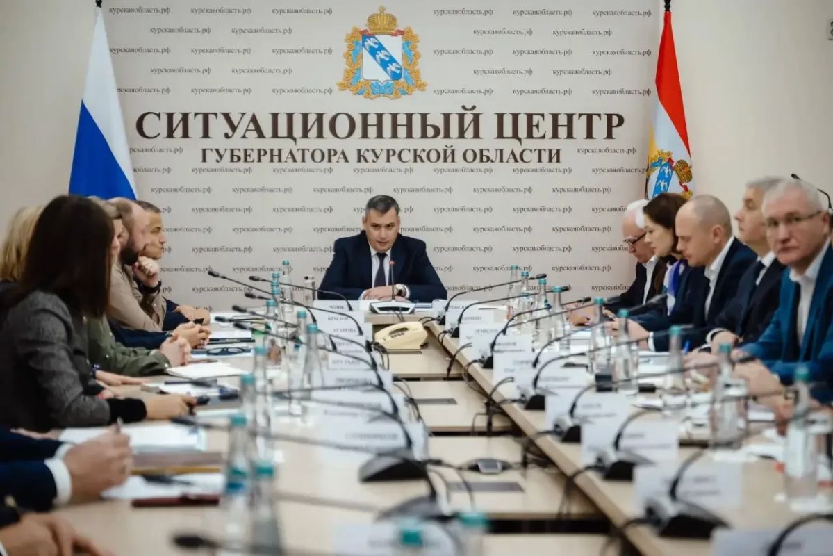 Сегодня принял участие в еженедельном заседании Правительства Курской области под председательством Главы региона Александра Хинштейна