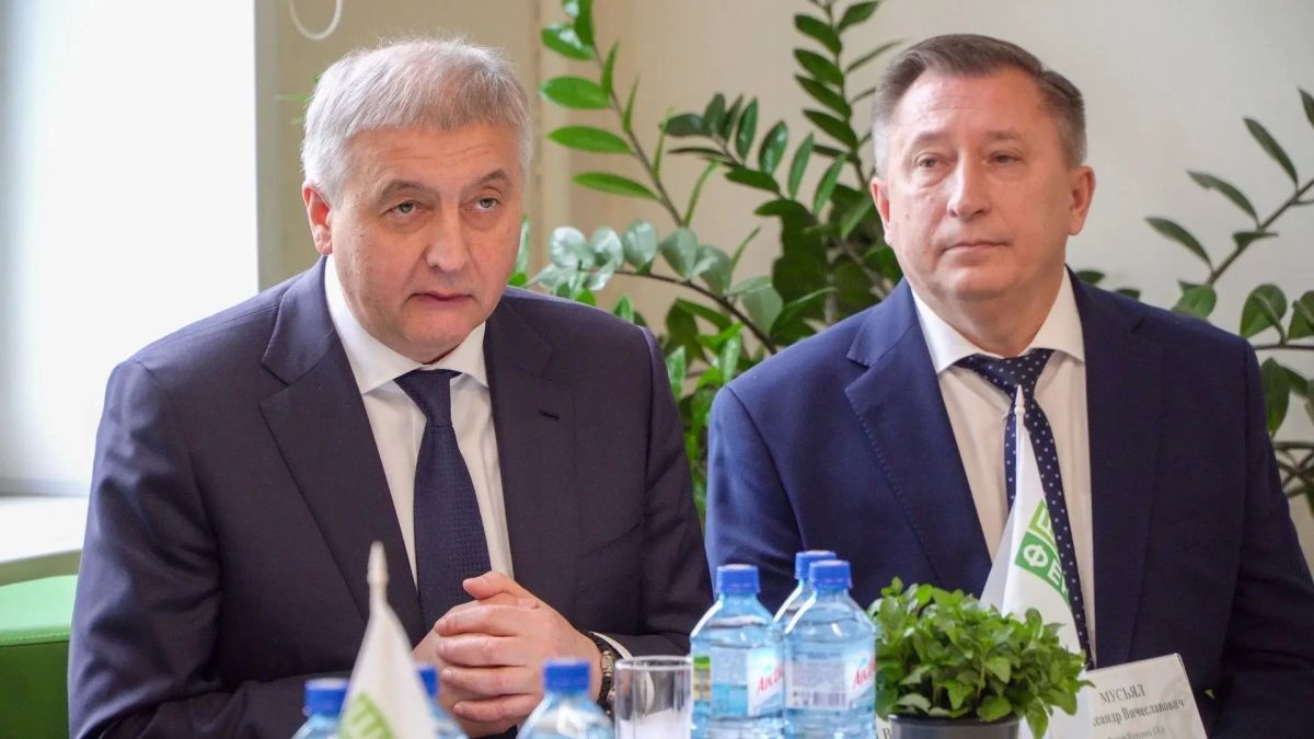 На базе Курского государственного аграрного университета открылся новый поток образовательного проекта Россельхозбанка «Школа фермера» На базе Курского государственного аграрного университета открылся новый поток образовательного проекта Россельхозбанка «Школа фермера»