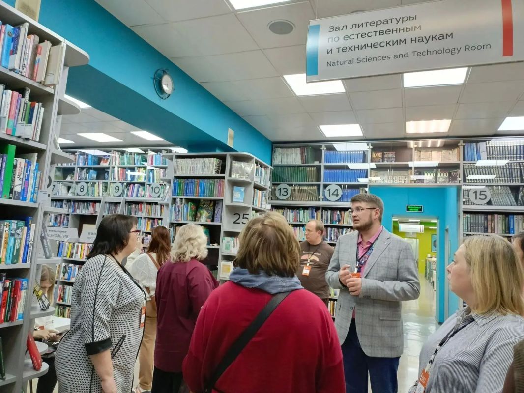 Работники библиотек Дмитриевского района представляют Курскую область на Всероссийской конференции "Современная молодежь в современной библиотеке", которая 21 - 23 октября 2026 года проходит в Российской государственной... Работники библиотек Дмитриевского района представляют Курскую область на Всероссийской конференции "Современная молодежь в современной библиотеке", которая 21 - 23 октября 2026 года проходит в Российской государственной...